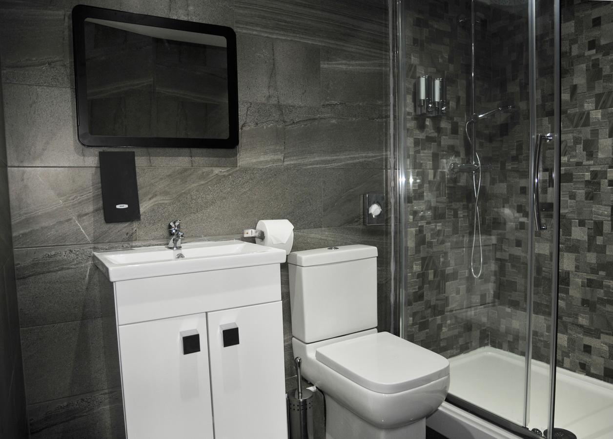 קולשיל The Coach Hotel מראה חיצוני תמונה