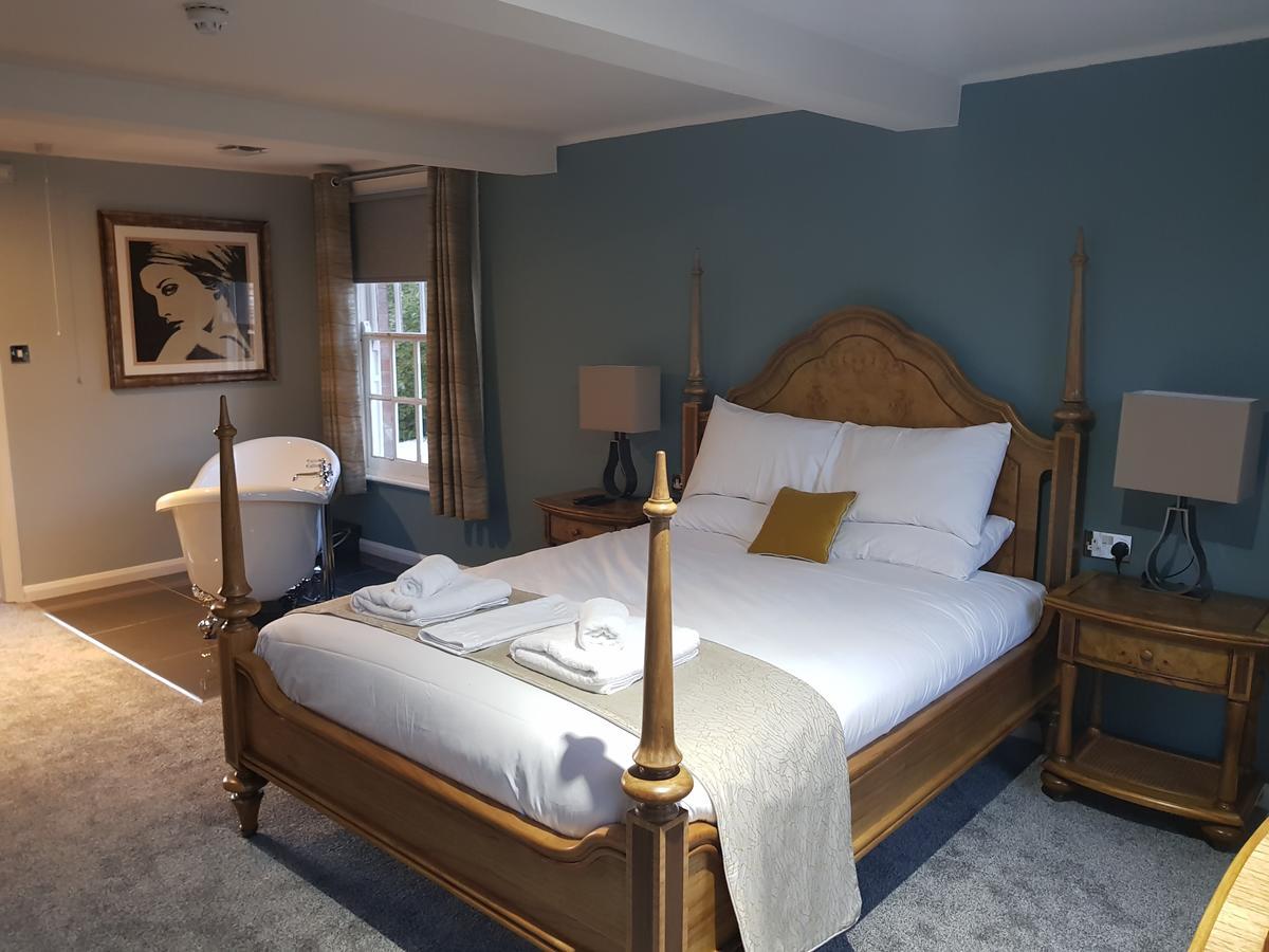 קולשיל The Coach Hotel מראה חיצוני תמונה